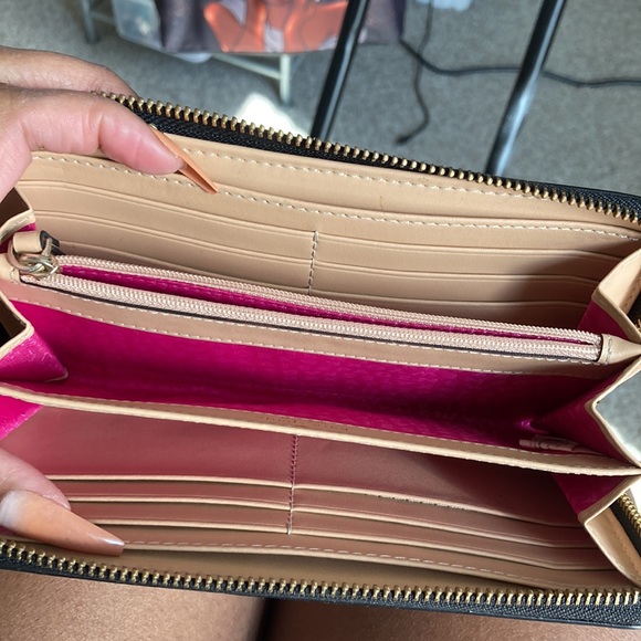 Kate Spade large wallet. Barely used - Picture 3 of 3